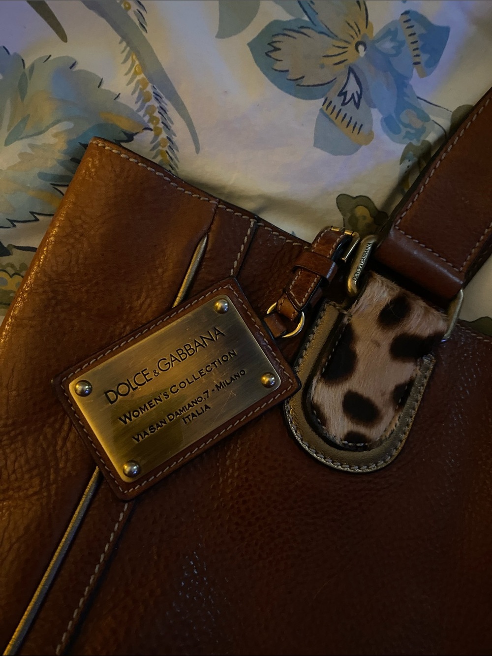 Dolce and Gabbana Leather Bag - Picture 4 of 17